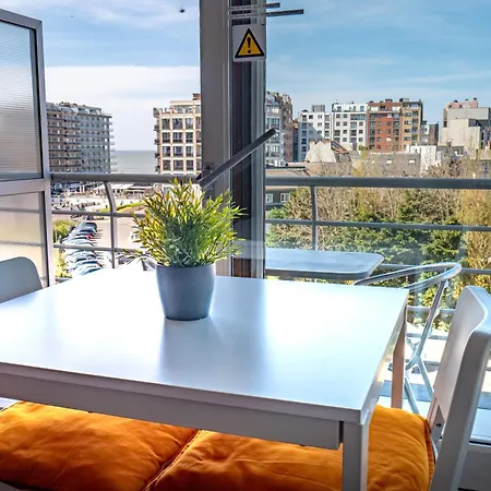 Gaviota アパート